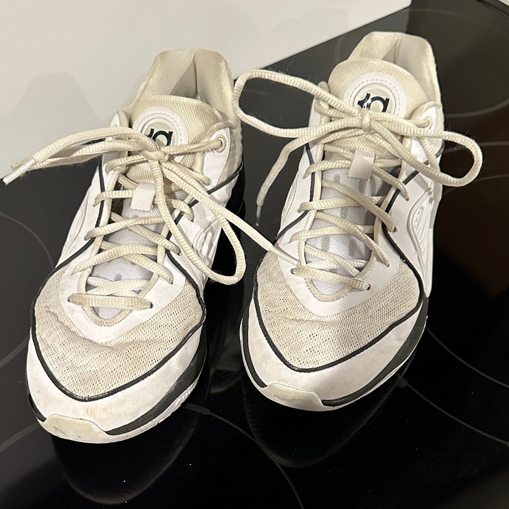 Nike KD 16 Basketball Sneakers